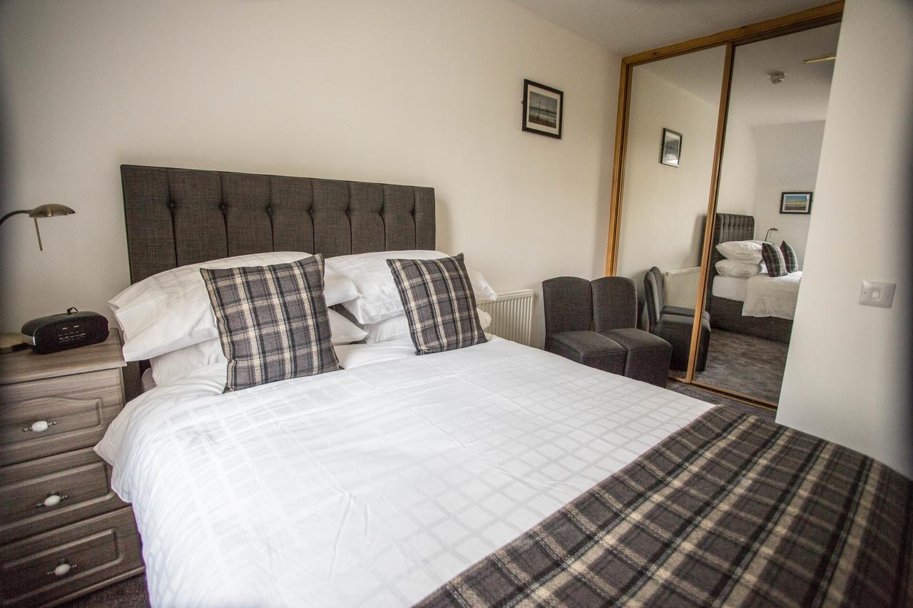 By The Bay Bed and Breakfast Cruden Bay Buitenkant foto